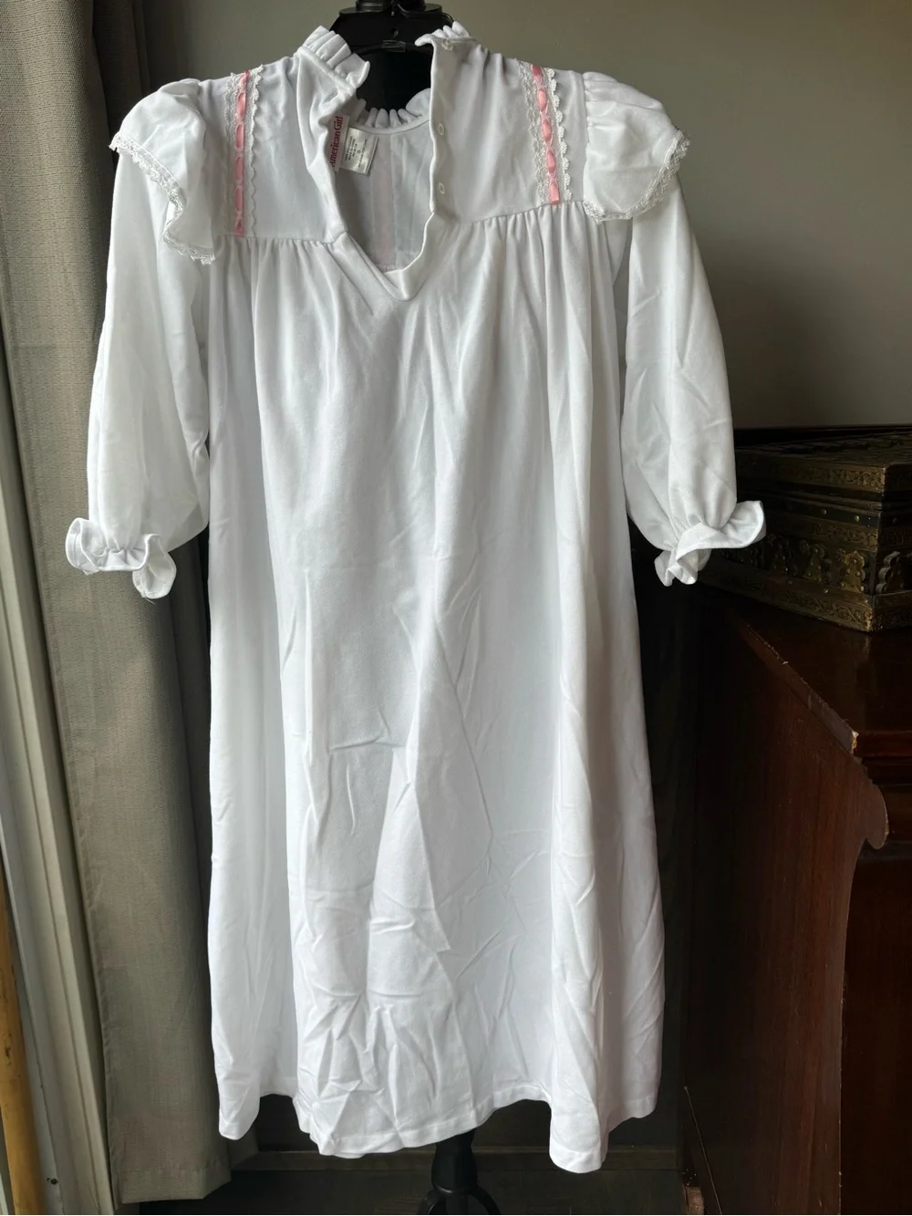American Girl Samantha White Nightgown with Pink Ribbon Trim juniors small